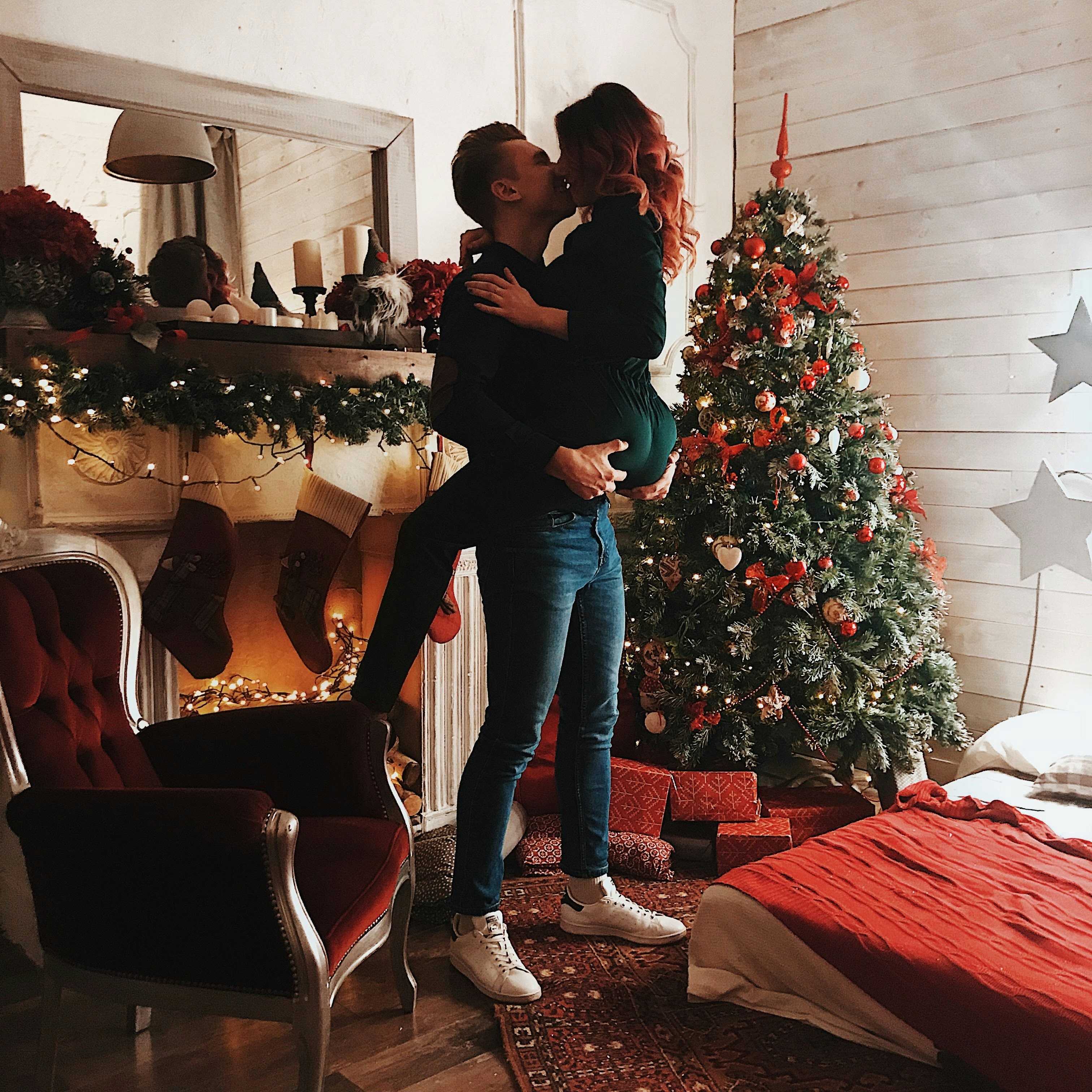 60+ Heartfelt Christmas Messages for Husband