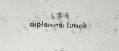 diplomasi lunak