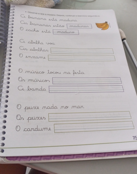 Danama sita maduma 
Cu Damaman sntae moduorers 
O eache inta madune 
a abelha voo 
Cas abelhon n* 5+2)+·s +11x+x+x+x+x+x+x+x+x+x+x+x+x+x+x+x+x=x+
① encame ·s ·s 
O munice tocou ma penta 
Oo muvsices 
C banda -- 
O peince mada me mant 
On peiocen ·s ·s 
candume ·s ·s ·s