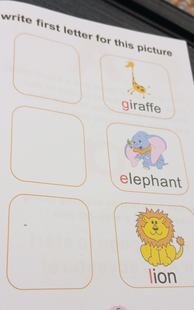 write first letter for this picture
giraffe
elephant
lion