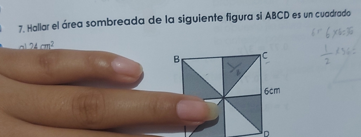 Hallar el área sombreada de la siguiente figura si ABCD es un cuadrado 
al 24cm^2