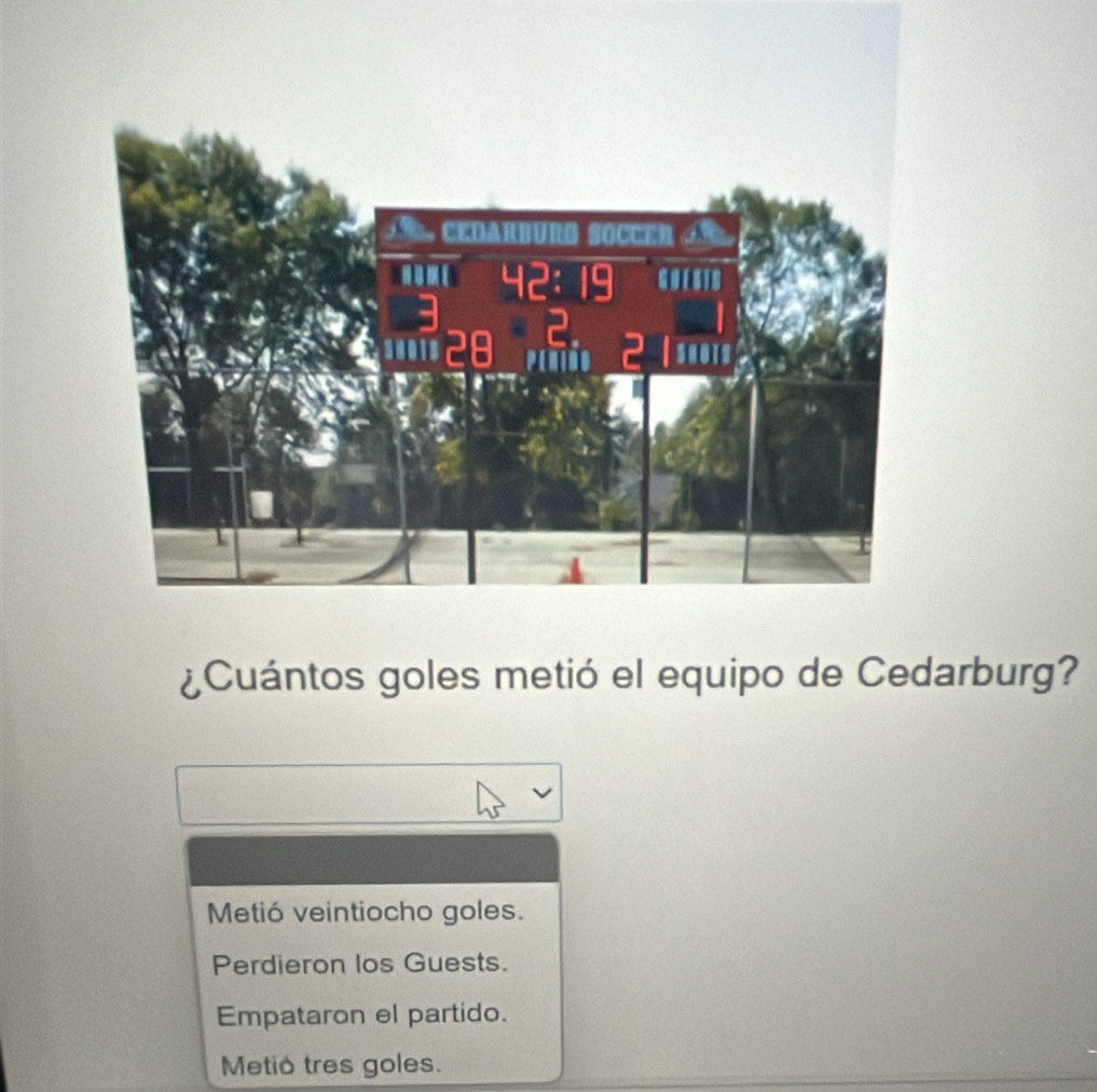 ¿Cuántos goles metió el equipo de Cedarburg? 
Metió veintiocho goles. 
Perdieron los Guests. 
Empataron el partido. 
Metio tres goles.