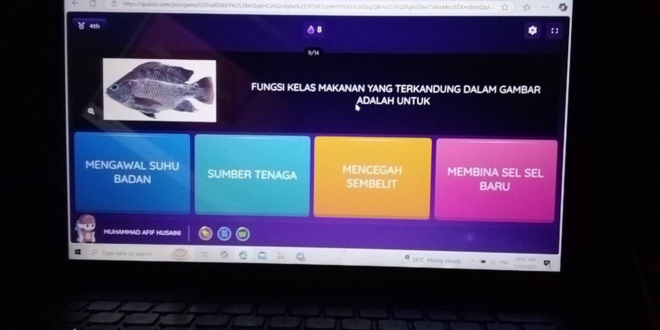 4th 
9/14 
FUNGSI KELAS MAKANAN YANG TERKANDUNG DALAM GAMBAR 
ADALAH UNTUK 
MENGAWAL SUHU MENCEGAH MEMBINA SEL SEL 
SUMBER TENAGA 
BADAN SEMBELIT BARU 
MUHAMMAD AFIF HUSAINI 
Type here to search T 
281°C Mostly cloudy