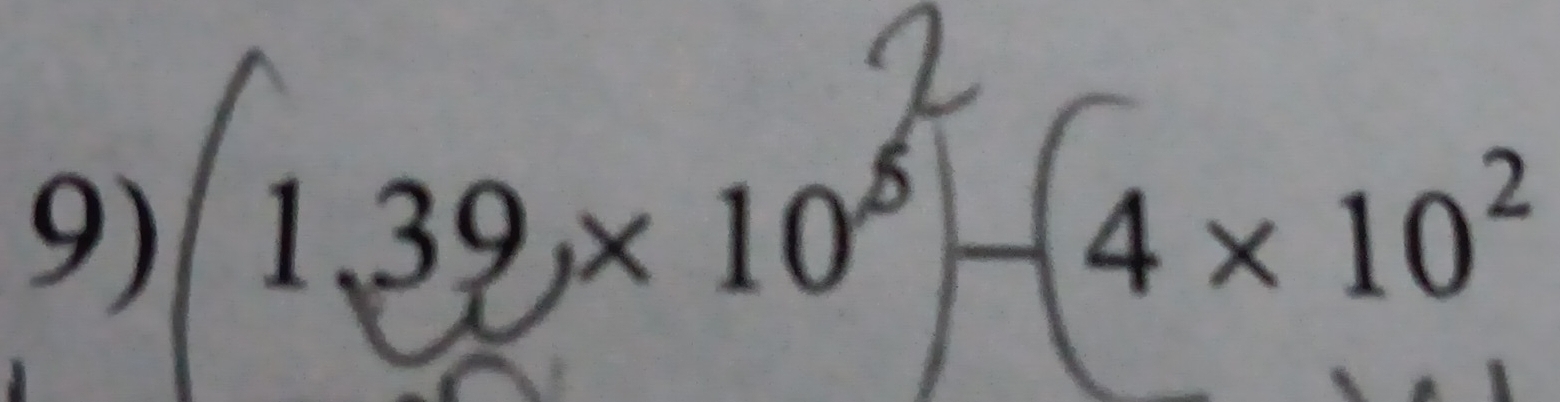 1,39 × 10° - 4 × 10²