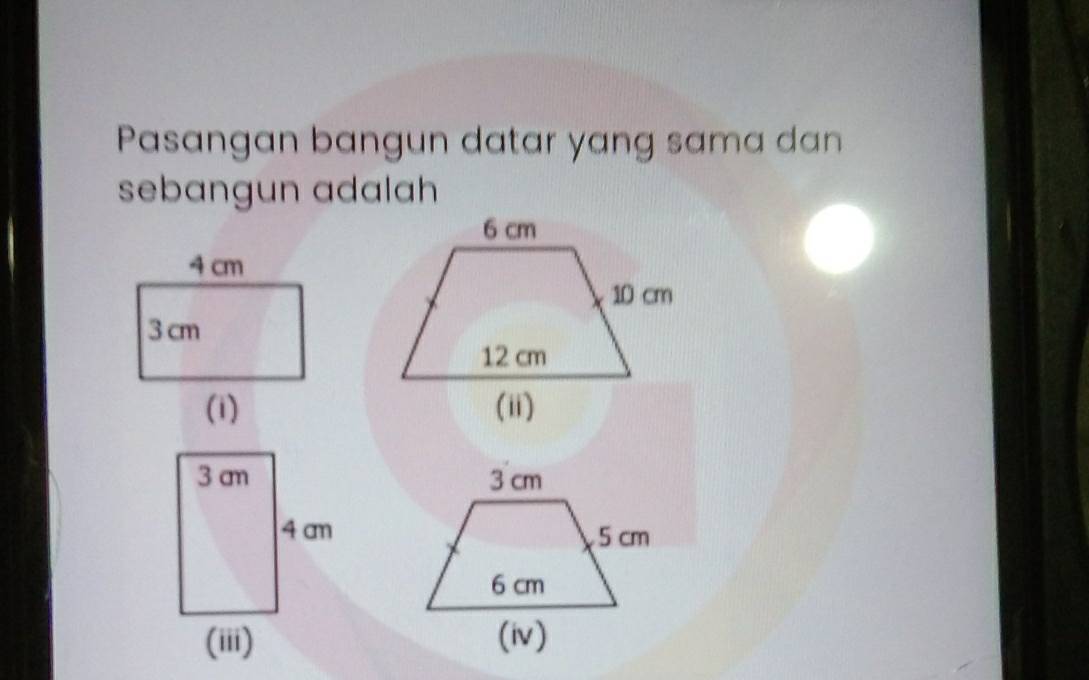 Pasangan bangun datar yang sama dan 
sebangun adalah