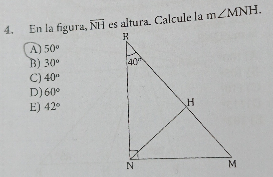 En la figura, overline NH es altura. Calcule la m∠ MNH.
A) 50°
B) 30°
C) 40°
D) 60°
E) 42°