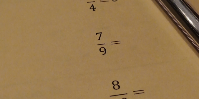 overline 4^((circ)2^circ)
 7/9 =
frac 8=