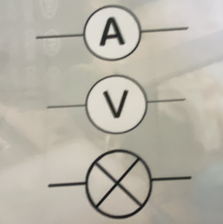 A
V