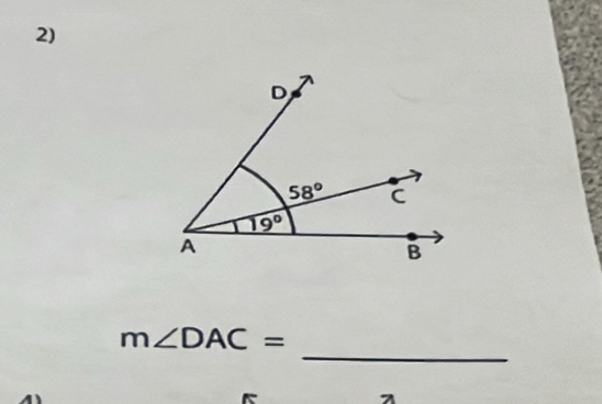 m∠ DAC=