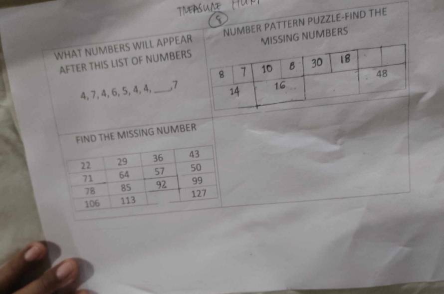 WHAT NUMBERS WILL APPEAR NUMBER PATTERN PUZZLE-FIND THE 
AFTER THIS LIST OF NUMBERSMISSING NUMBERS
4, 7, 4, 6, 5, 4, 4, _, 7
D THE MISSING NUMBER