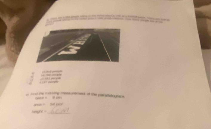 ad c i mo ona a s t a s 
a 
ch é té geiçã 
décp 
5 ± 27 péople 
e find the missing measurement of the paraltetogram
cos e=9cm
area=54cm^2
_ height=