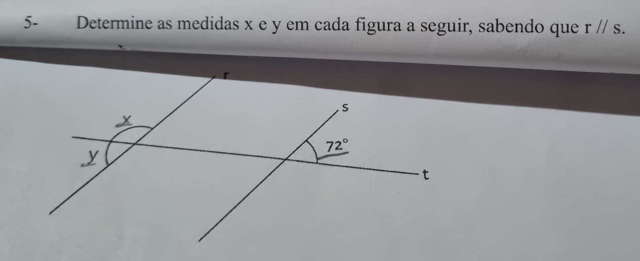 5- Determine as medidas x e y em cada figura a seguir, sabendo que r//s.