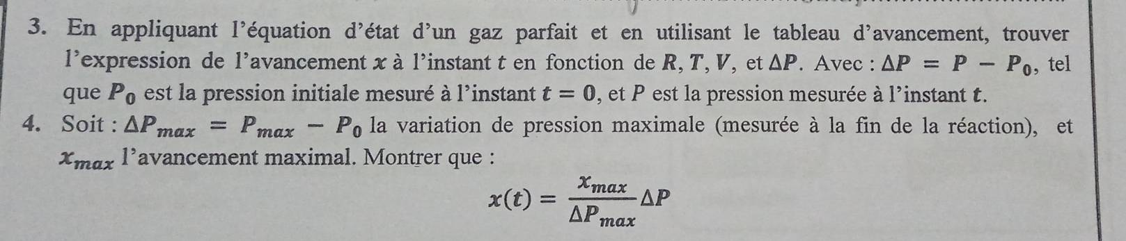 Solved: En appliquant l'équation d'état d'un gaz parfait et en ...