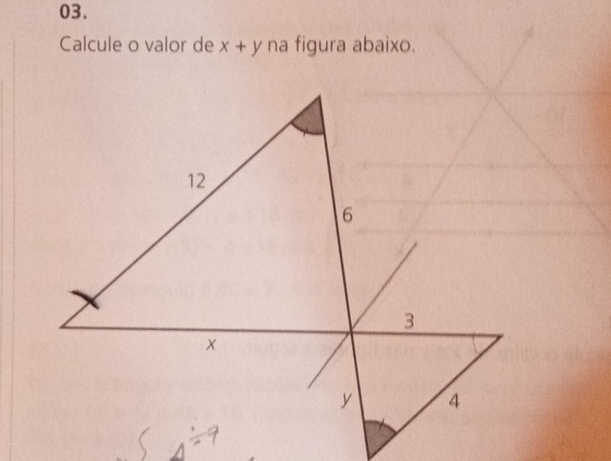 Calcule o valor de x+y na figura abaixo.