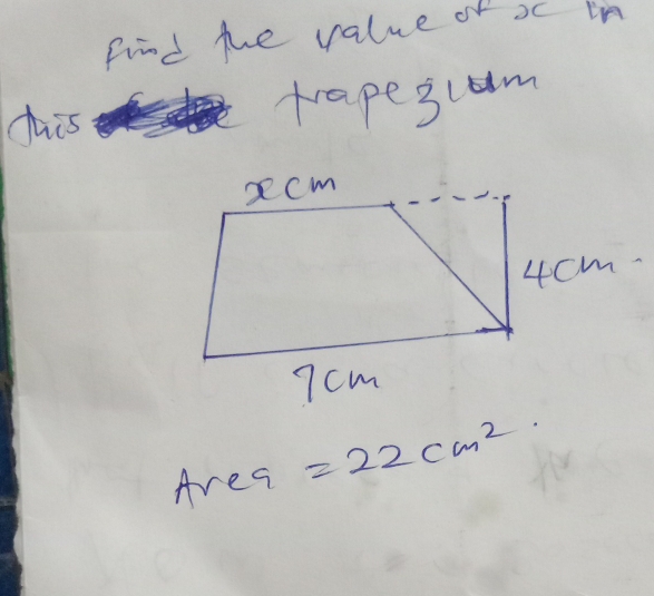 Find the value of xc in 
tis trapeslam 
Ares =22cm^2