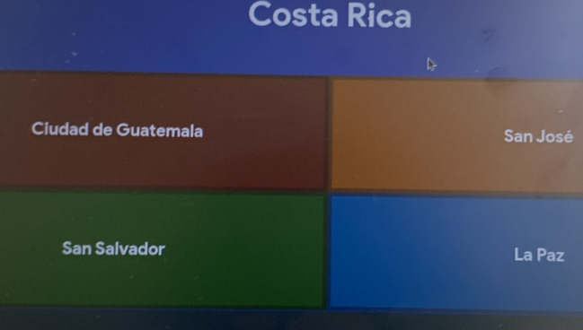 Costa Rica 
é