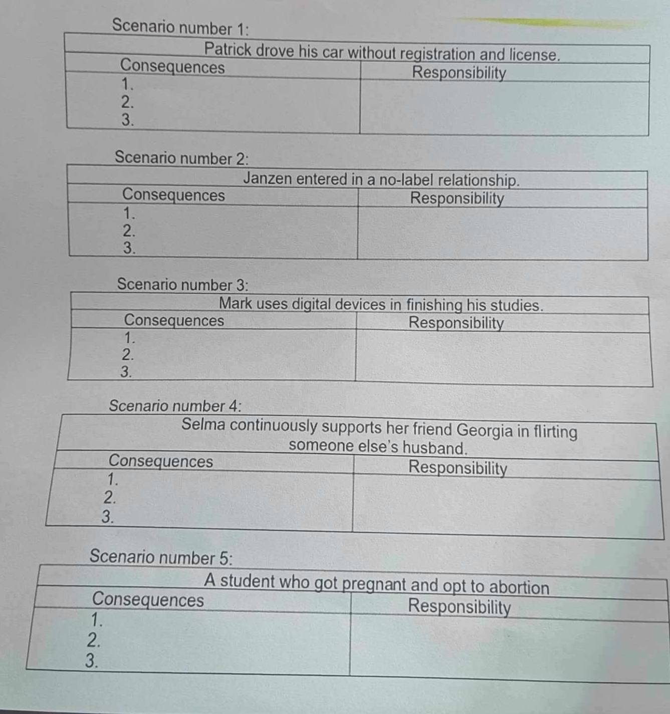 Scenario numb 
Sce 
Scenario number 4: 
Scenario n