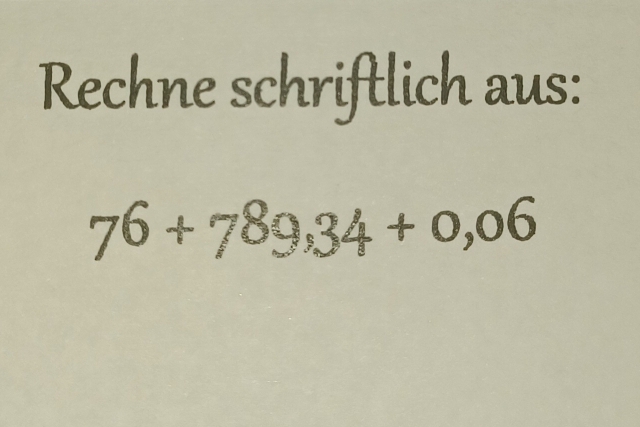 Rechne schriftlich aus:
76+789,34+0,06