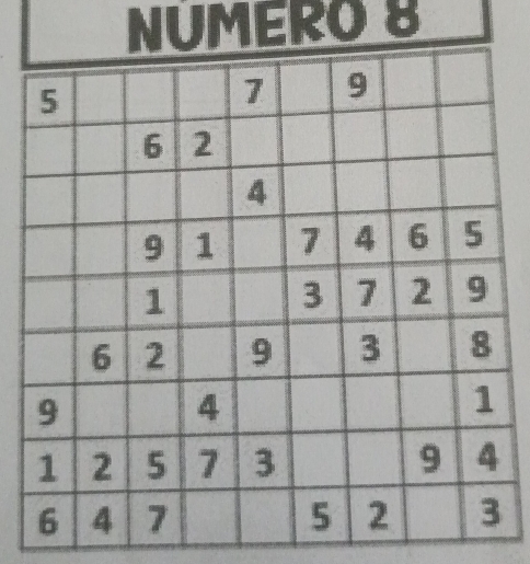 NUMERO 8