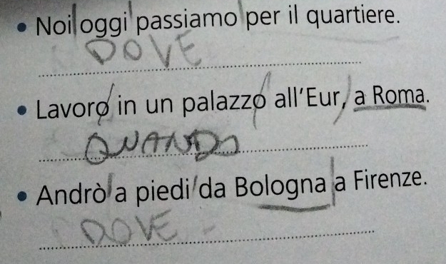 Noi oggi passiamo per il quartiere. 
_ 
Lavoro in un palazzo all´Eur, a Roma. 
_ 
Andrò a piedi da Bologna a Firenze. 
_