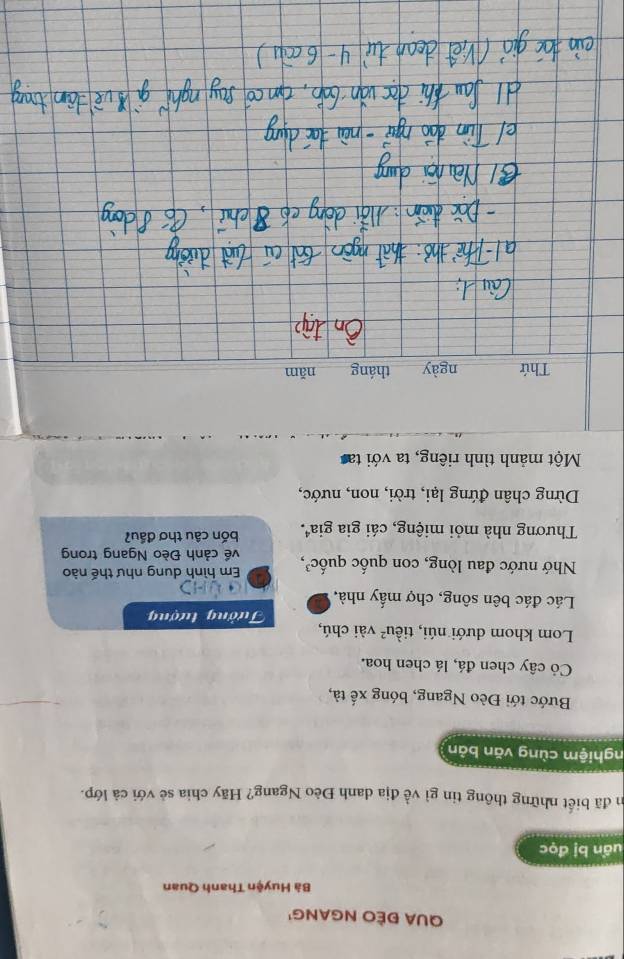 QUA ĐÈO NGANG' 
Bà Huyện Thanh Quan 
uần bị đọc 
in đã biết những thông tin gì về địa danh Đèo Ngang? Hãy chia sẻ với cả lớp. 
nghiệm cùng văn bản 
Bước tới Đèo Ngang, bóng xế tà, 
Cỏ cây chen đá, lá chen hoa. 
Lom khom dưới núi, tiều² vài chú, 
Tường tượng 
Lác đác bên sông, chợ mấy nhà, 
Nhớ nước đau lòng, con quốc quốc³, Em hình dung như thế nào 
về cảnh Đèo Ngang trong 
Thương nhà mỏi miệng, cái gia gia'. bốn câu thơ đầuʔ 
Dừng chân đứng lại, trời, non, nước, 
Một mảnh tình riêng, ta với ta 
Thứ ngày tháng năm