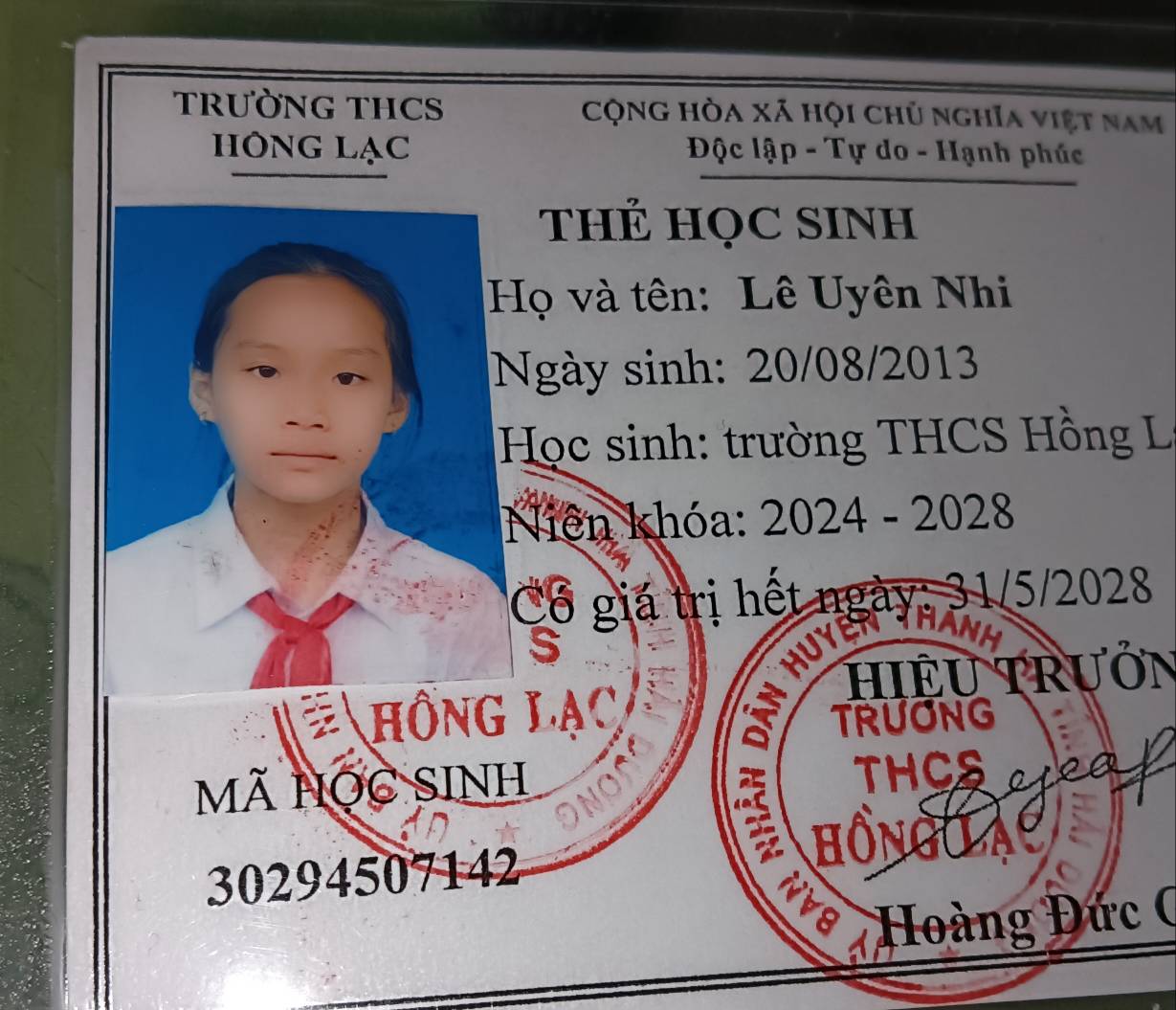 Cộng hòa xã hội chủ nghĩa việt nam 
Học sinh: trường THCS Hồng L
8
HIÊU TRUỚN 
THGZ 
Hoàng Đức (