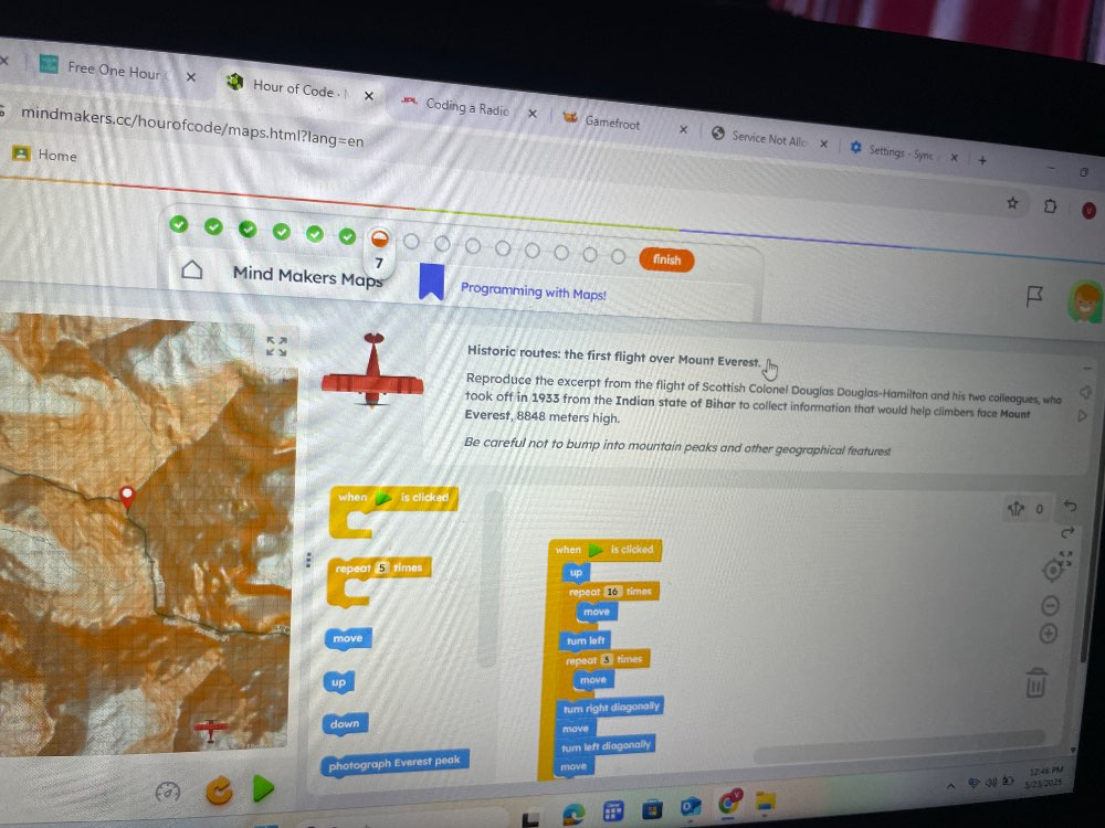 Solved: × Free One Hour × Hour of Code X Coding a Radio mindmakers.cc ...