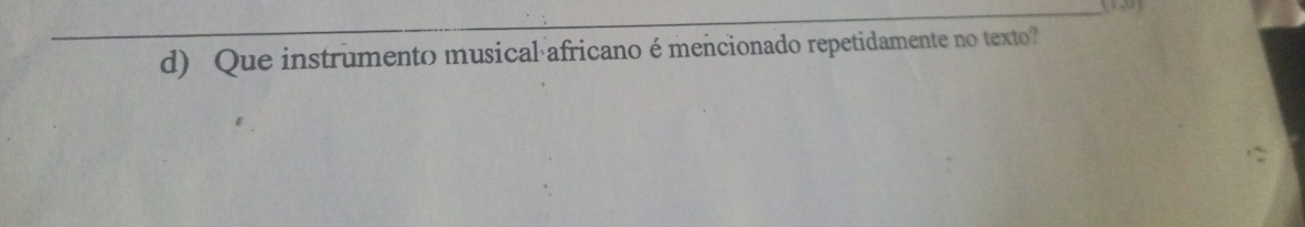 Que instrumento musical africano é mencionado repetidamente no texto?