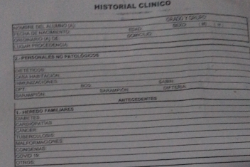 HISTORIAL CLíNICO 
Q 1 R!