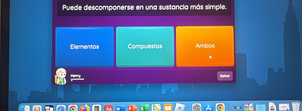 Puede descomponerse en una sustancia más simple. 
Elementos Compuestos Ambos 
Henry Saltar