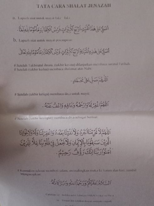 TăTA CÁRA SHÁLAT JNAZAH 
M. Lapazh nat untak usivat lak lak 
N c 
b. Lapazh niat untuk mayat perempesor 
# Setelah Takbiratul ihram, (takhir kesatu) difanjutkan membaca suratul Fatihah. 
# Setelah (takbir kedua) membaca shalawat atas Nahi: 
# Setelah (takbir ketiga) membaca do,a untuk mayit: 
c Céclý dôleg do jla 
# Setelah (takbir keempat) membaca do.a sebagai berikut: 
# Kemudian selesai memberi salam, memalingkan maka ke kanan dan kiri, sambil 
Mengueapkan: 
Catatans te Riedalas antas Salançis SMKN e C aan ano Po at 
() Pobjart dan i8km dengan sunggu|nsh