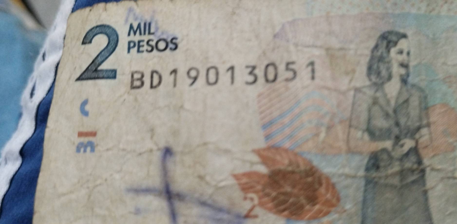 MIL
2 PESOS
BD19013051