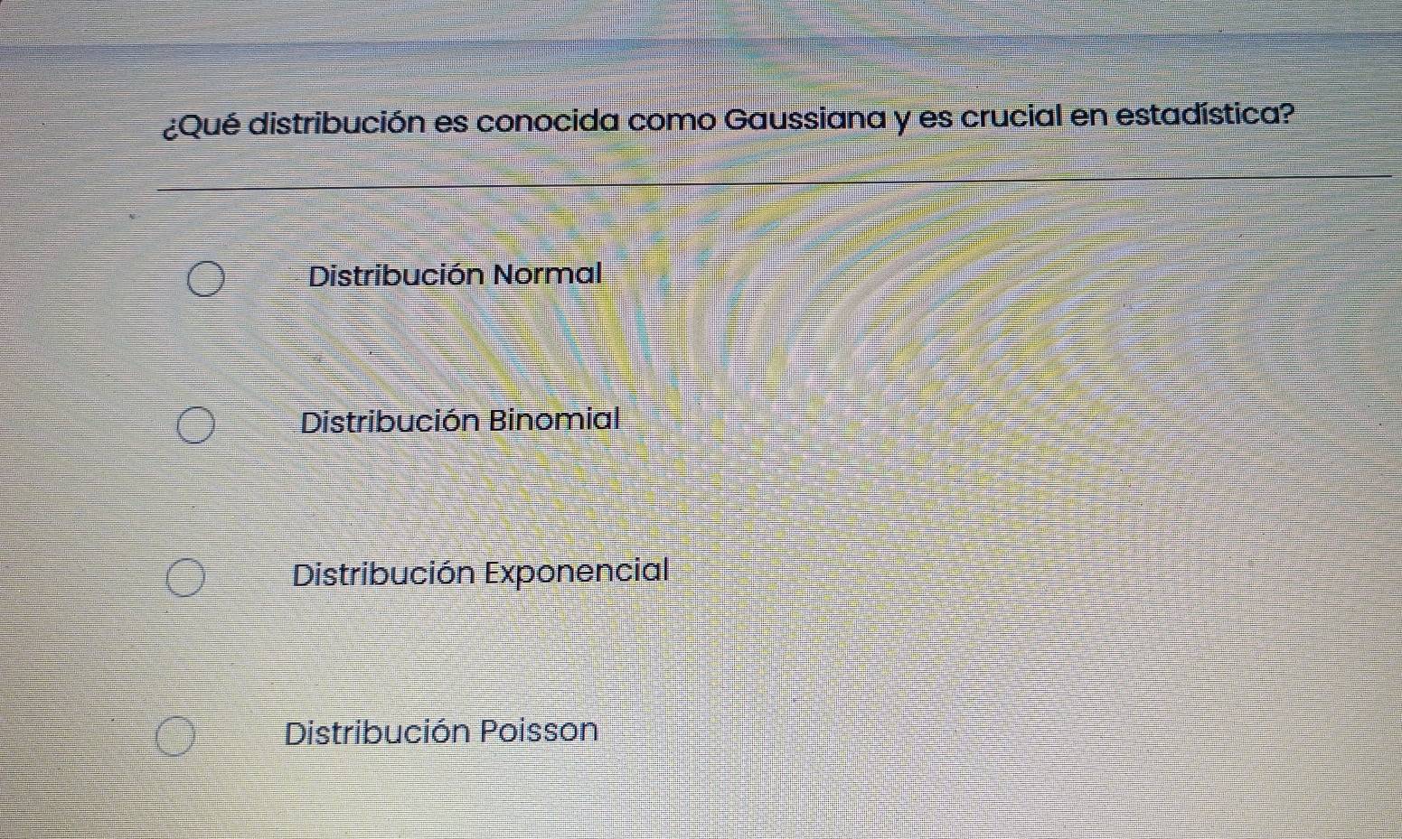 ¿Qué distribución es conocida como Gaussiana y es crucial en estadística?
Distribución Normal
Distribución Binomial
Distribución Exponencial
Distribución Poisson