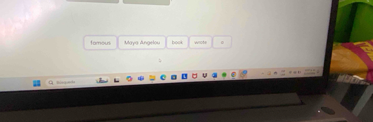 famous Maya Angelou book wrote α
A Blúsqueda