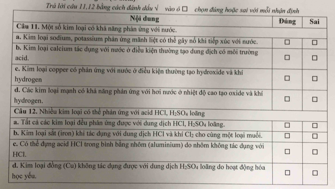 Trả lời cầu 11,12 bằng cách đánh dấu √ vào ô □ ch