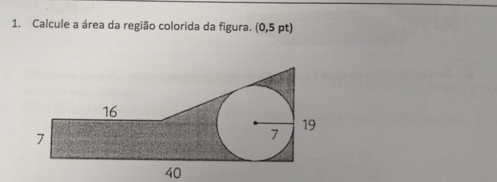 Calcule a área da região colorida da figura. (0,5pt)
40